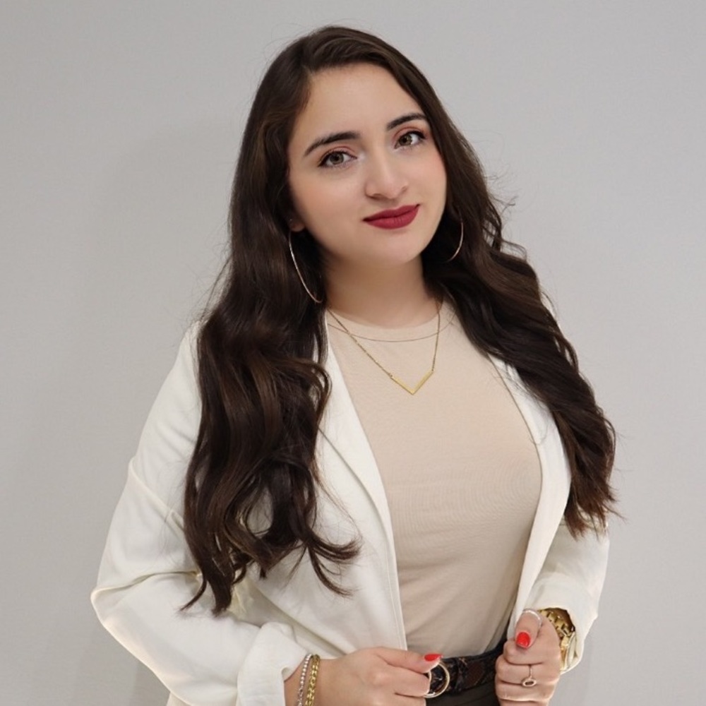 Meet your Posher, Licy